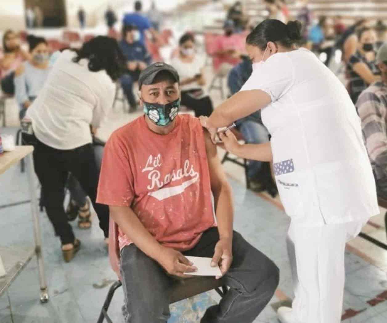 Recibirán refuerzo mayores de 50 años