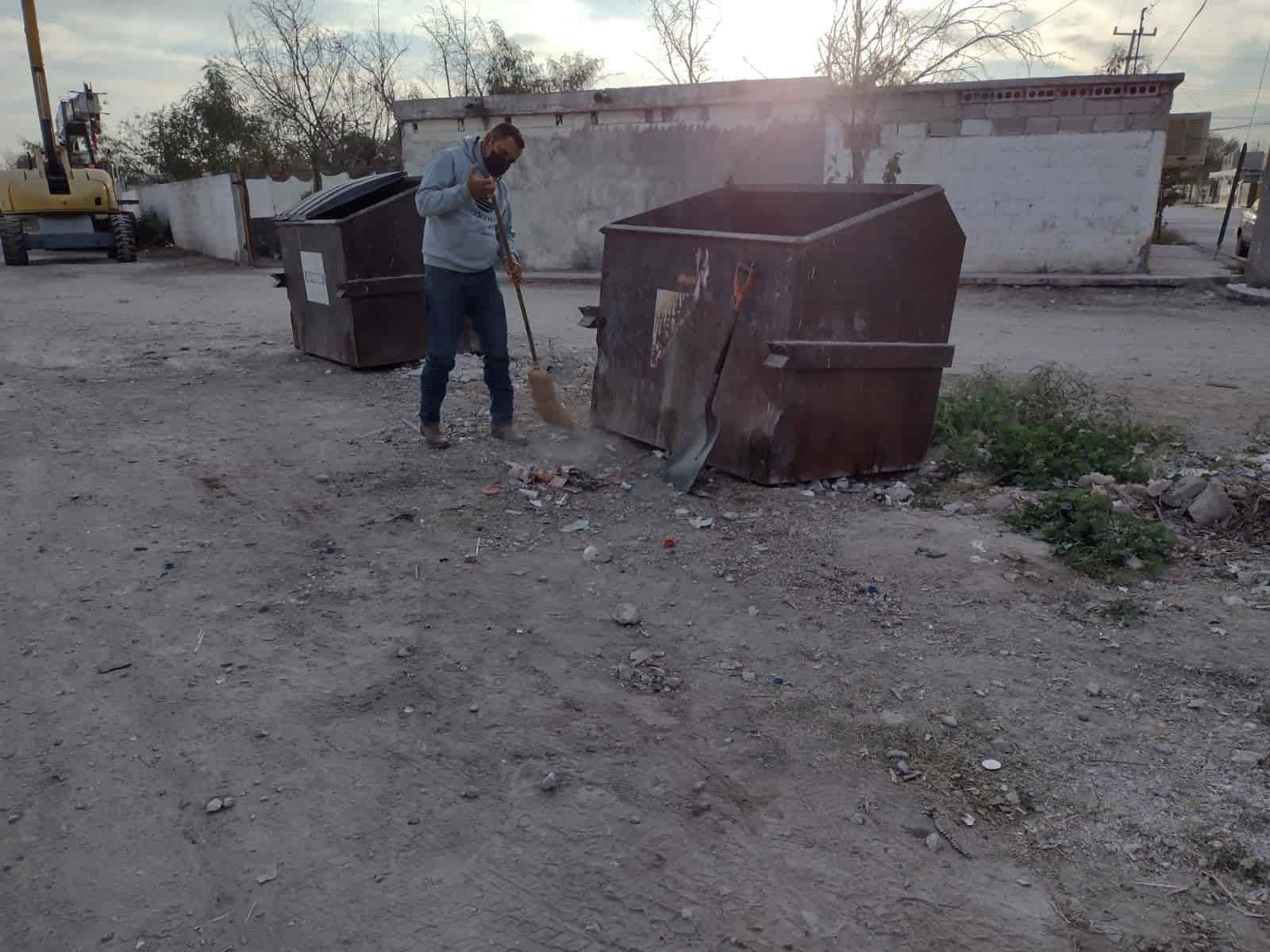 Llevan brigada de limpieza al 8 de enero