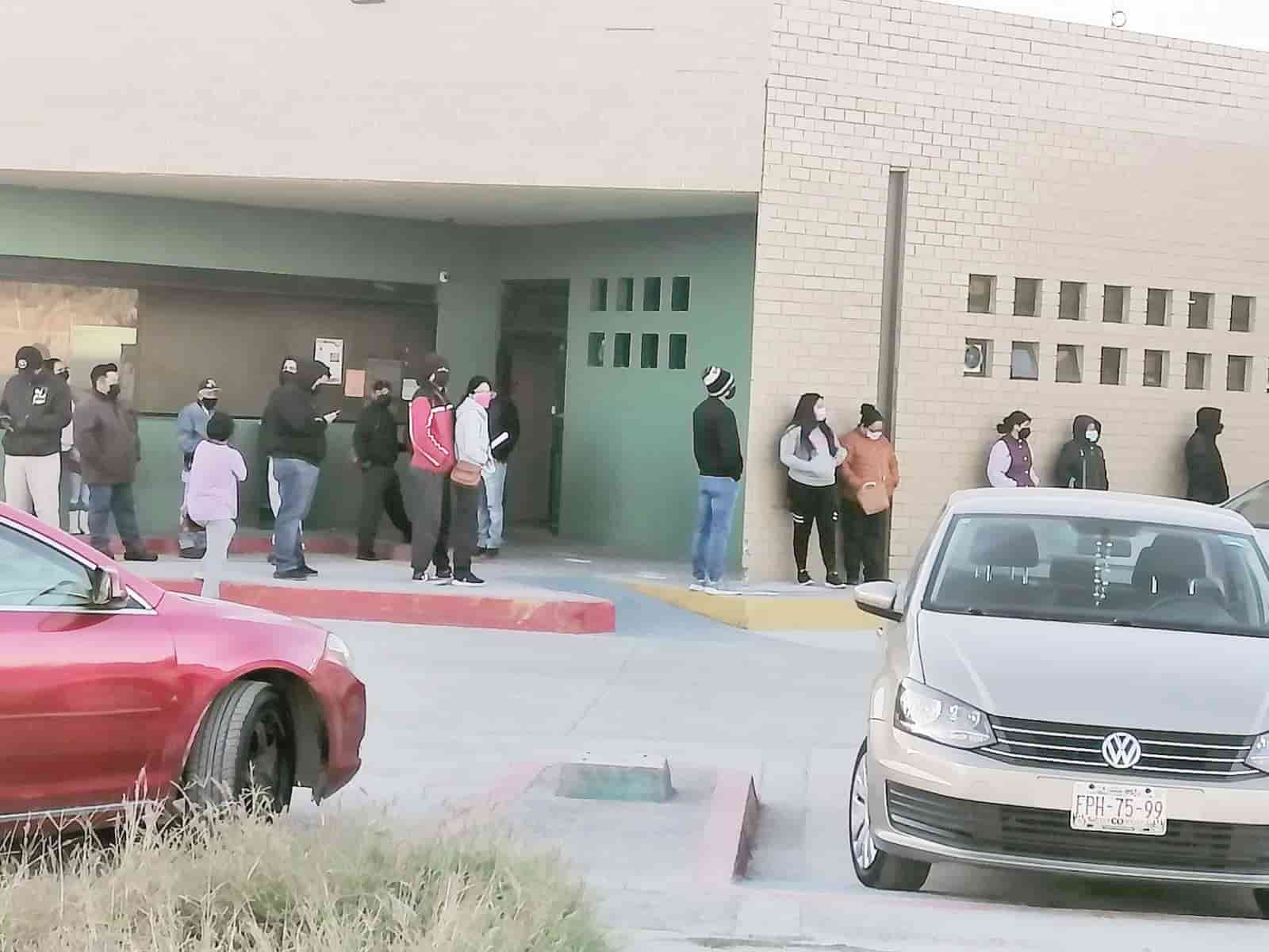 Urge que IMSS tenga personal suficiente