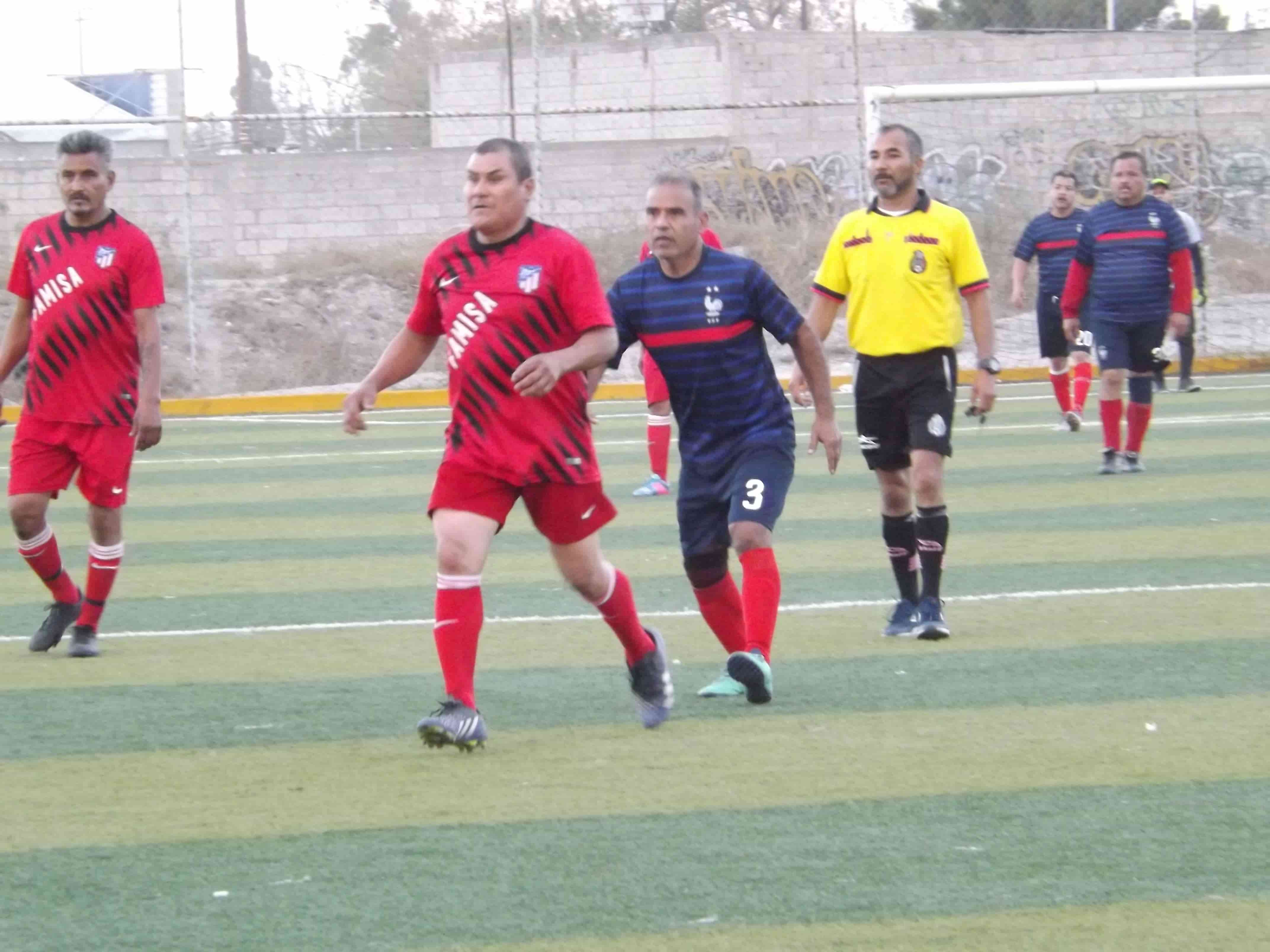 Real San Buena abolló corona a Gallos