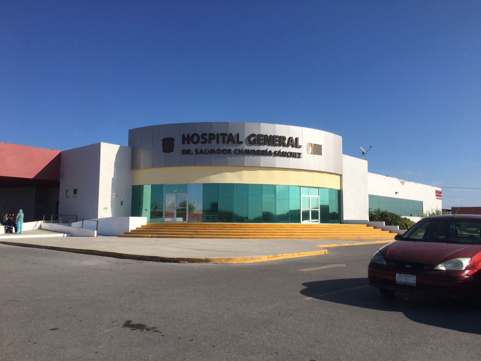 ‘Pega’ COVID al   Hospital General dan positivo 13 empleados