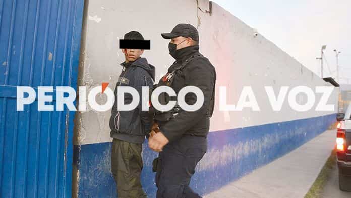 El adicto intentó estrangular a su madre.