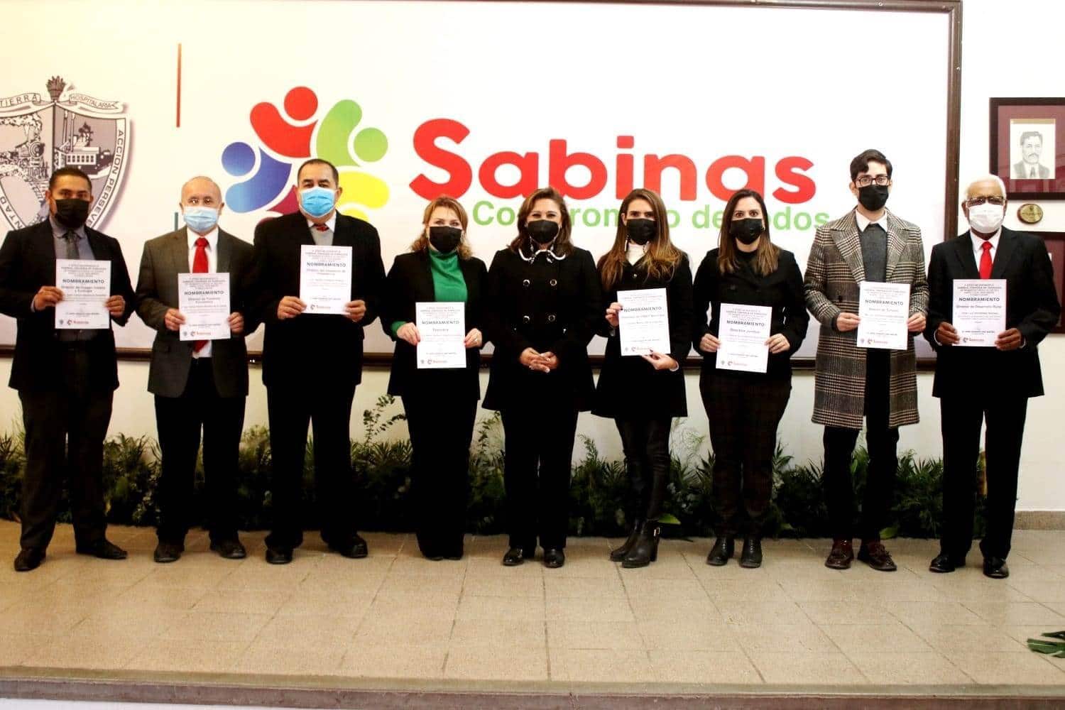 Los nuevos funcionarios recibieron formalmente su nombramiento.