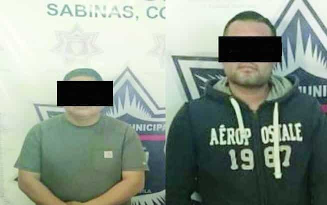 Estos son los 2 policías preventivos detenidos.