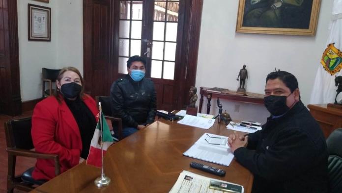 Atiende Beto a emprendedores