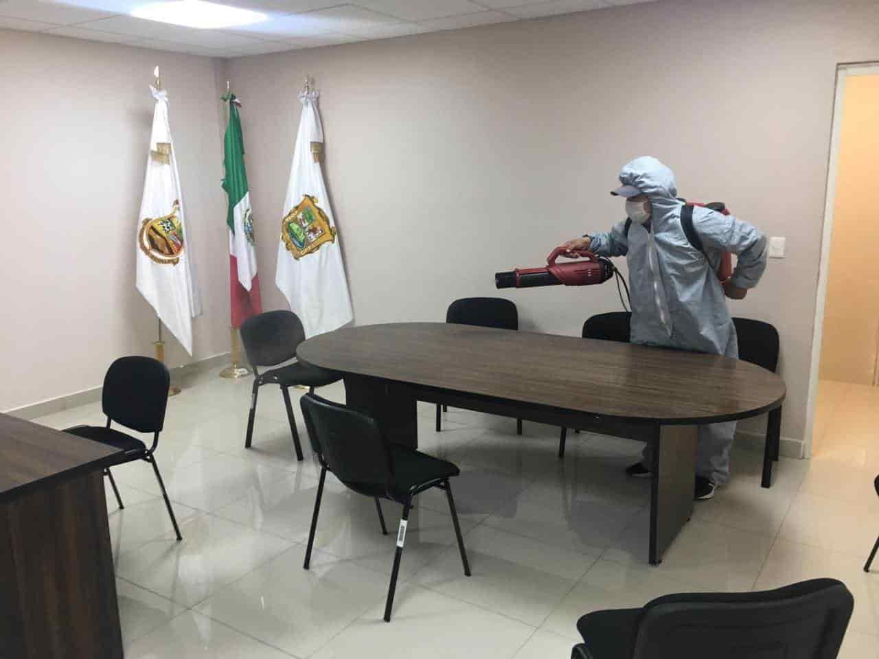 Sanitizan oficinas Publicas   en Villa Unión