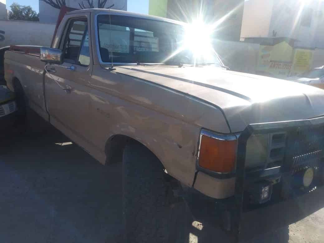 Ocasiona  accidente rápido y Furioso taxista