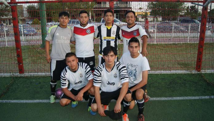 CUERVOS LE MUESTRA  LAS GARRAS A LA LOMA