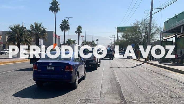 ‘Frunce’ auto en accidente