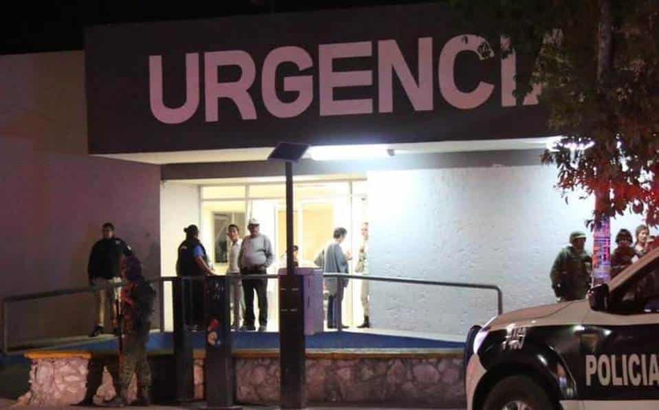 Familiares de los dos menores los llevaron en un vehículo particular a las instalaciones de la Cruz Roja.