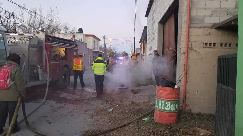 Se quema  bodega en Zaragoza