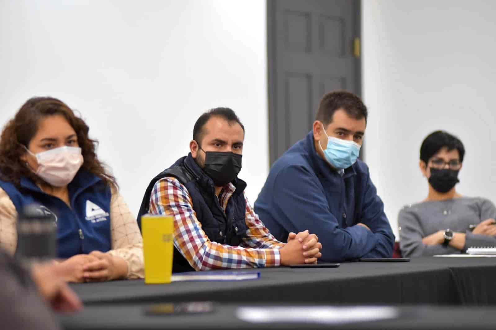 EL ALCALDE EMILIO DE HOYOS SE REUNIÓ CON LA UNIÓN DE ORGANISMOS EMPRESARIALES DE ACUÑA.