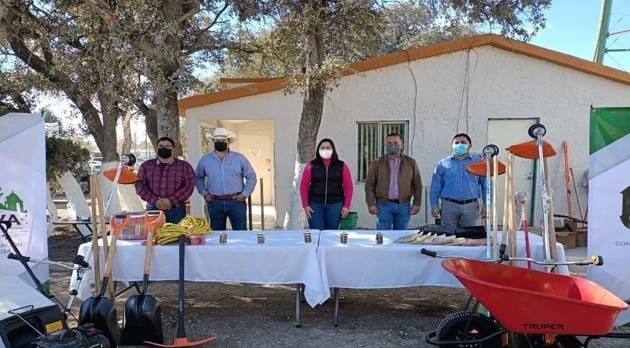 Equipan a elementos de ecología