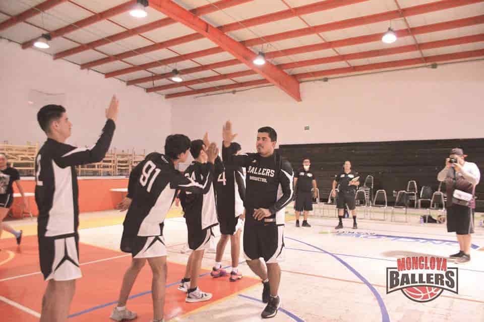No se imagina una vida lejos de las canchas