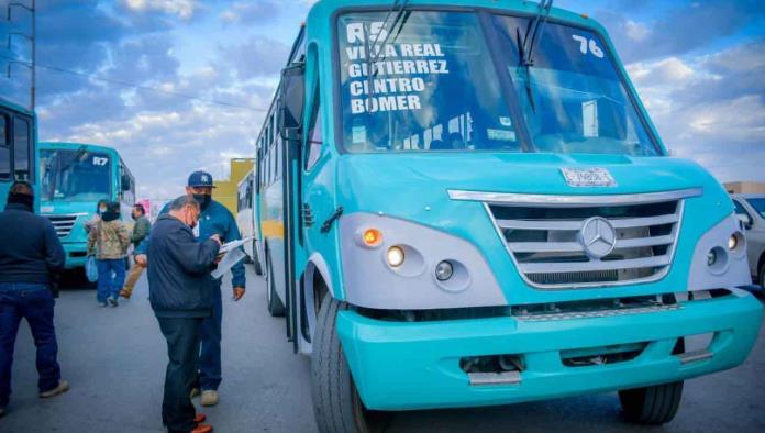 Retiran tres unidades de transporte urbano  por incumplimiento