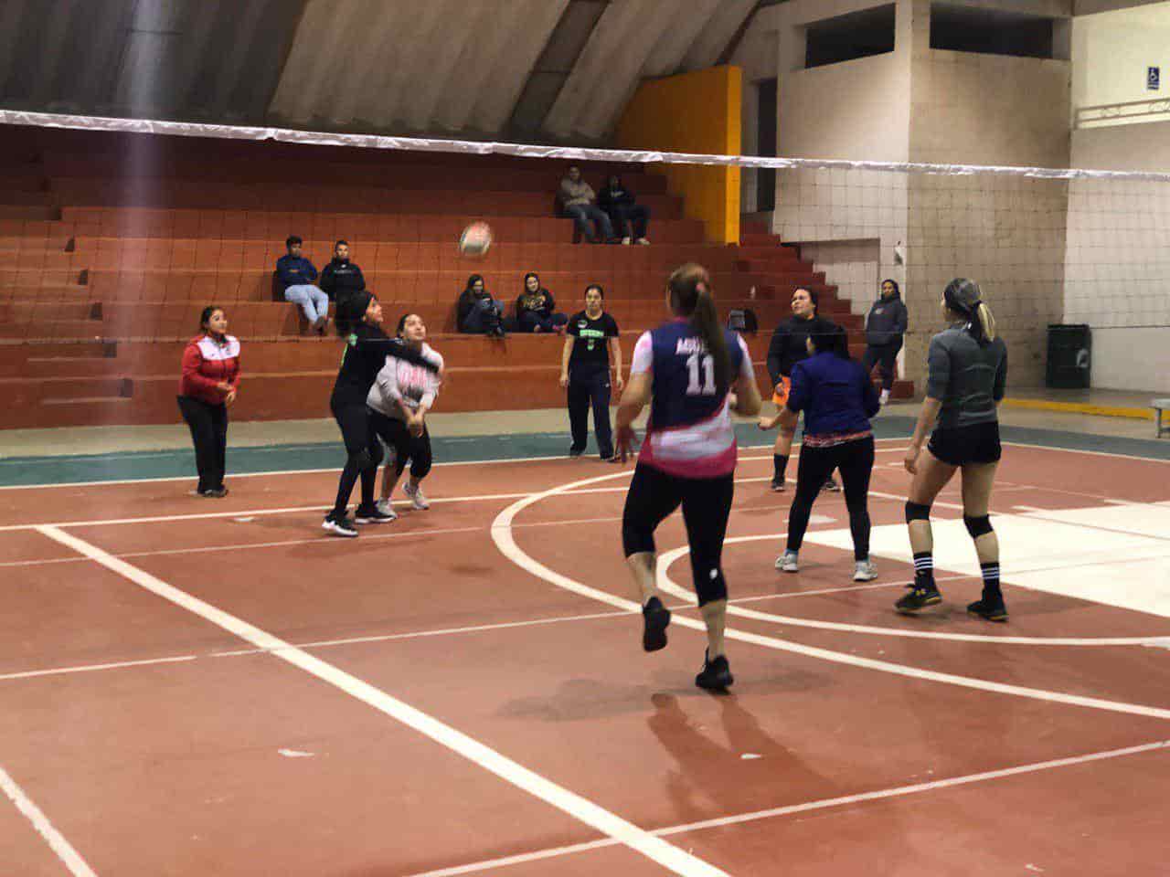 Resultados de la jornada  4 de la semana en la liga municipal de voleibol