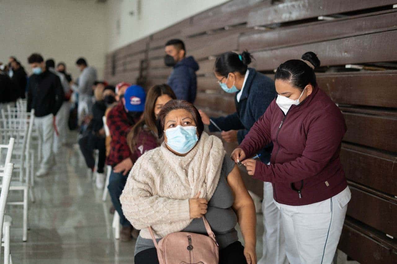Todo un éxito se registró en el proceso de vacunación al bloque de los 40’s.