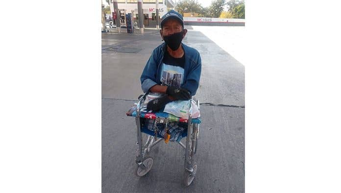 Solicita apoyo el señor Benito, es un hombre de 68 años de edad y padece una discapacidad.