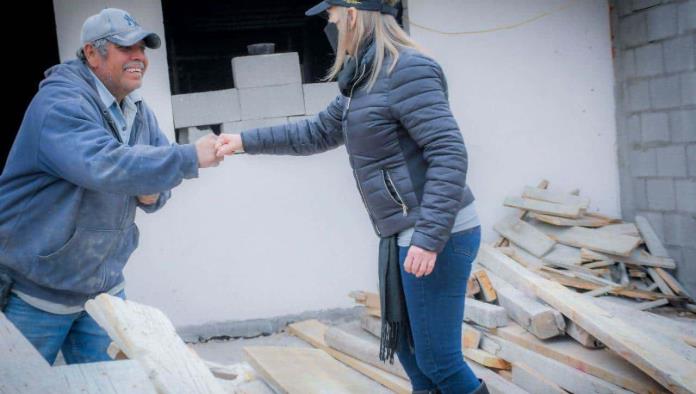 APOYA ALCALDESA CON COBERTORES Y GAS LP A FAMILIAS