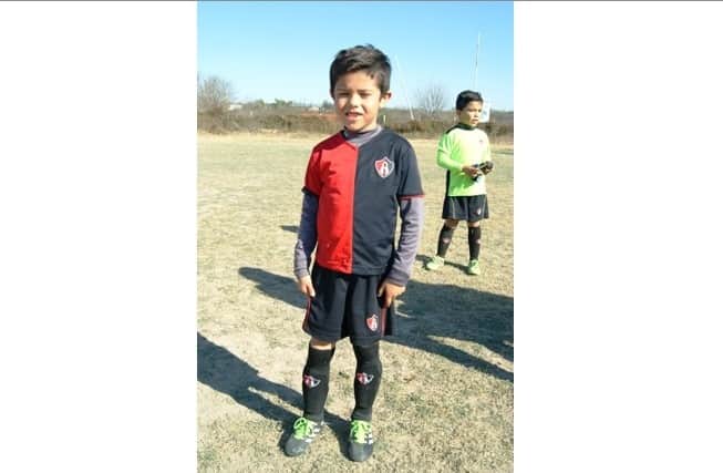 CON LA FRENTE  EN ALTO