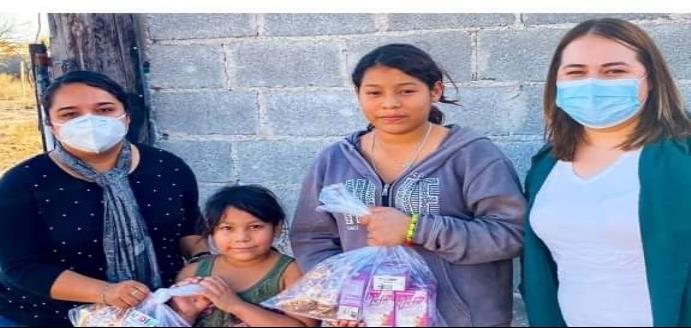 Entregan a niños  “Forti Desayunos”