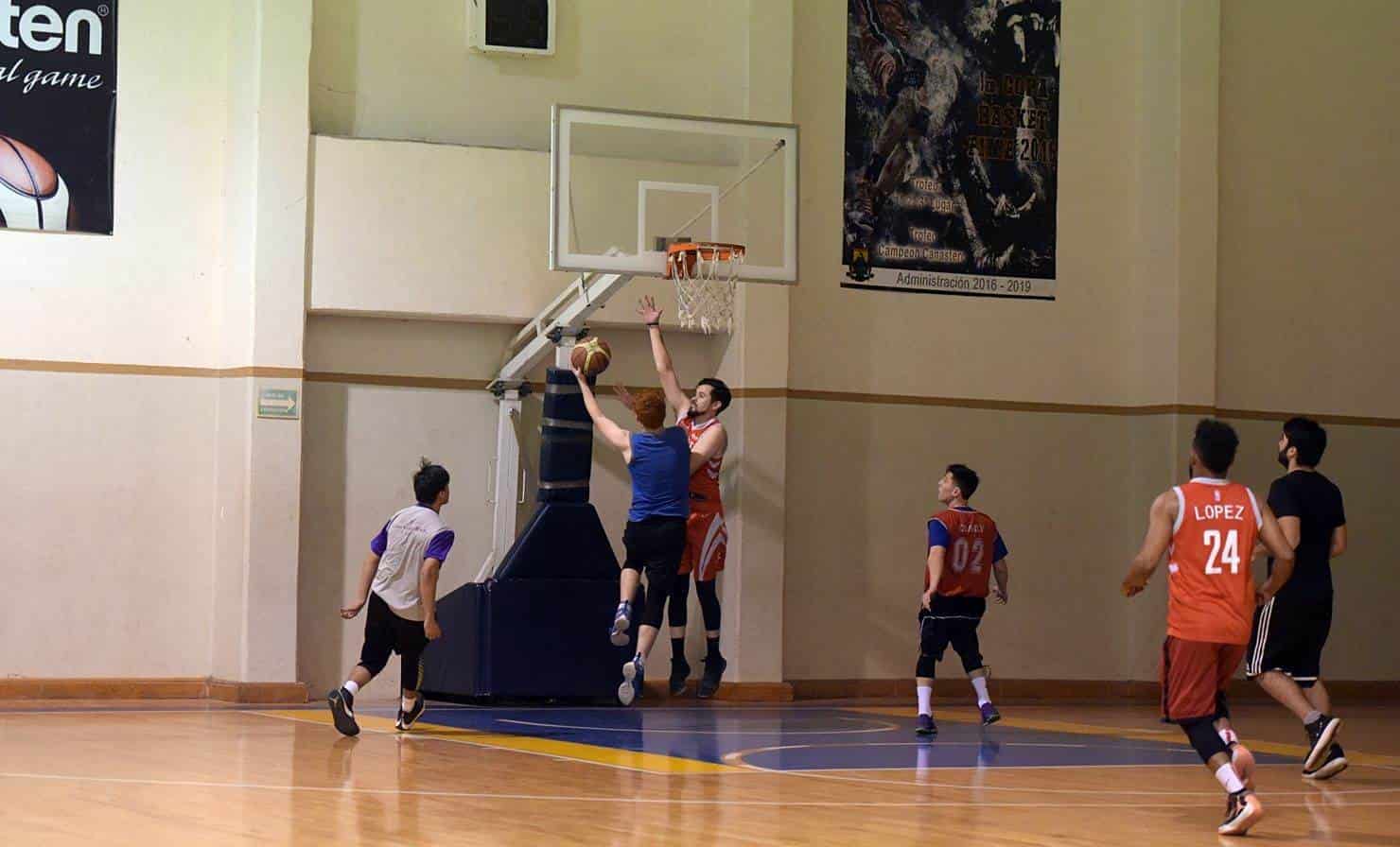Busca ser un basquetbolista exitoso