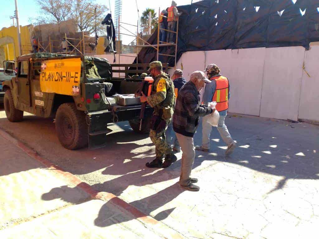 Entregan café y pan a personas vulnerables