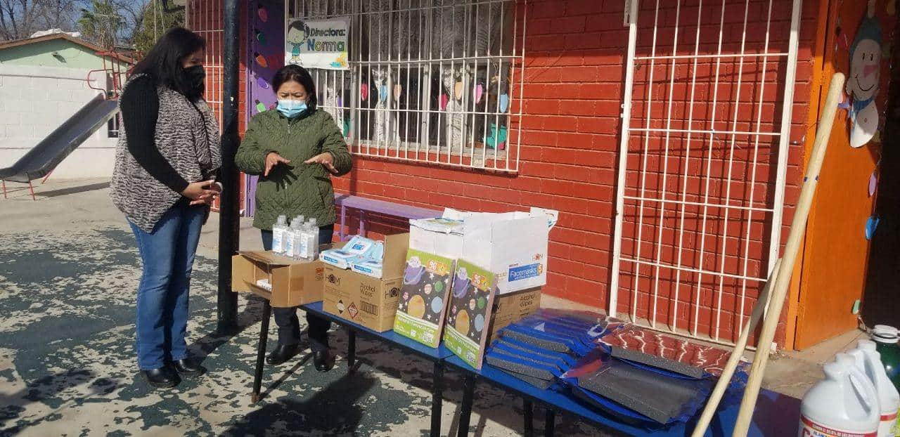 Donan 600 Cubrebocas  a preescolar