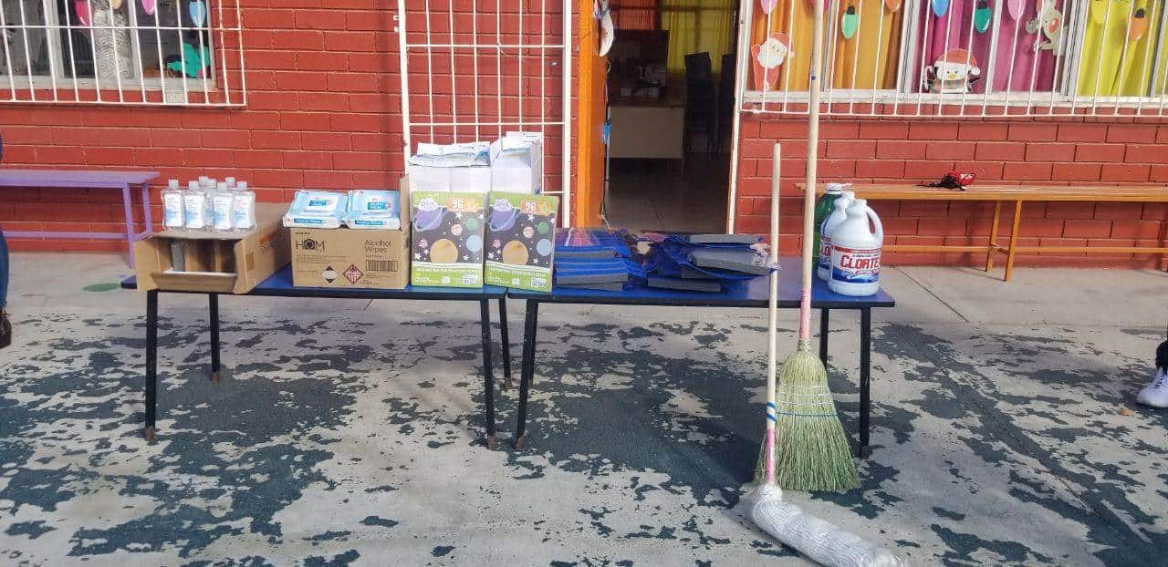 Donan 600 Cubrebocas  a preescolar