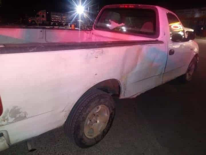 Despistado sexagenario frena en seco y lo impactan