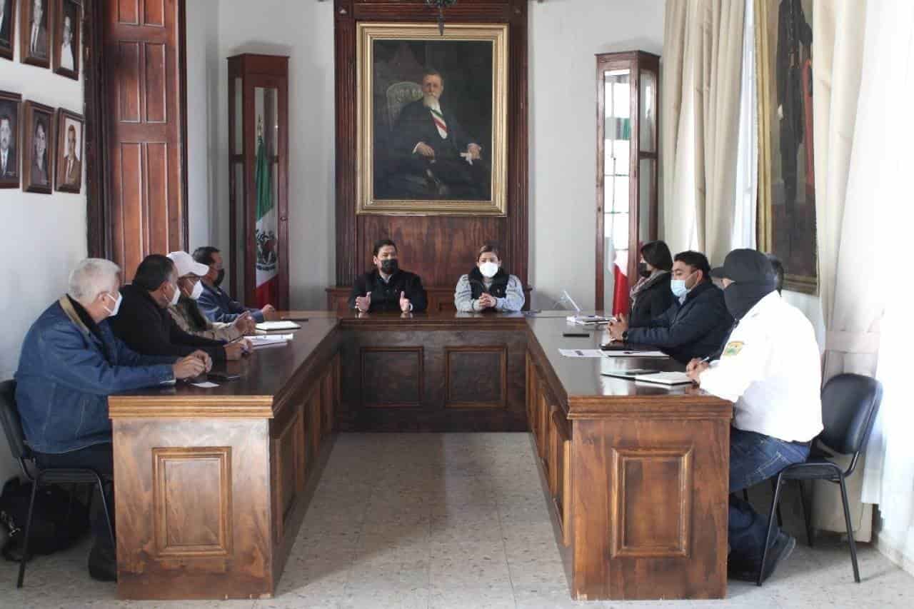 En Sala de Cabildo se conformó el comité de salud municipal.