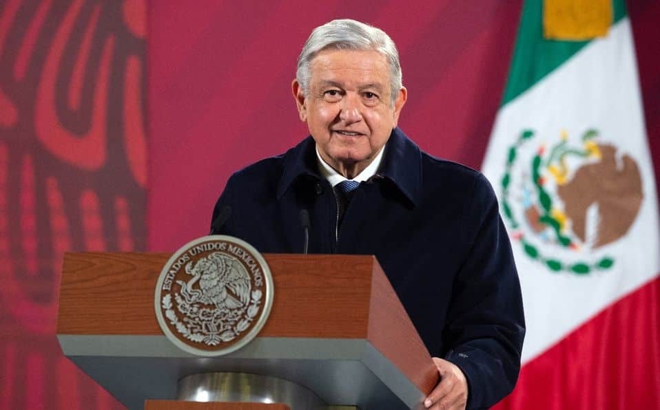 “Tenemos que ver si eso fue lo que recomendó la OMS, porque yo tengo información de los responsables del sector salud de nuestro País,”, señala AMLO.