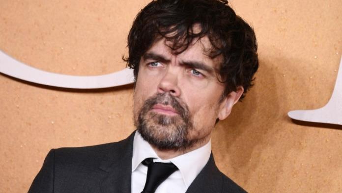 Disney responde a las críticas de Peter Dinklage al remake de Blancanieves