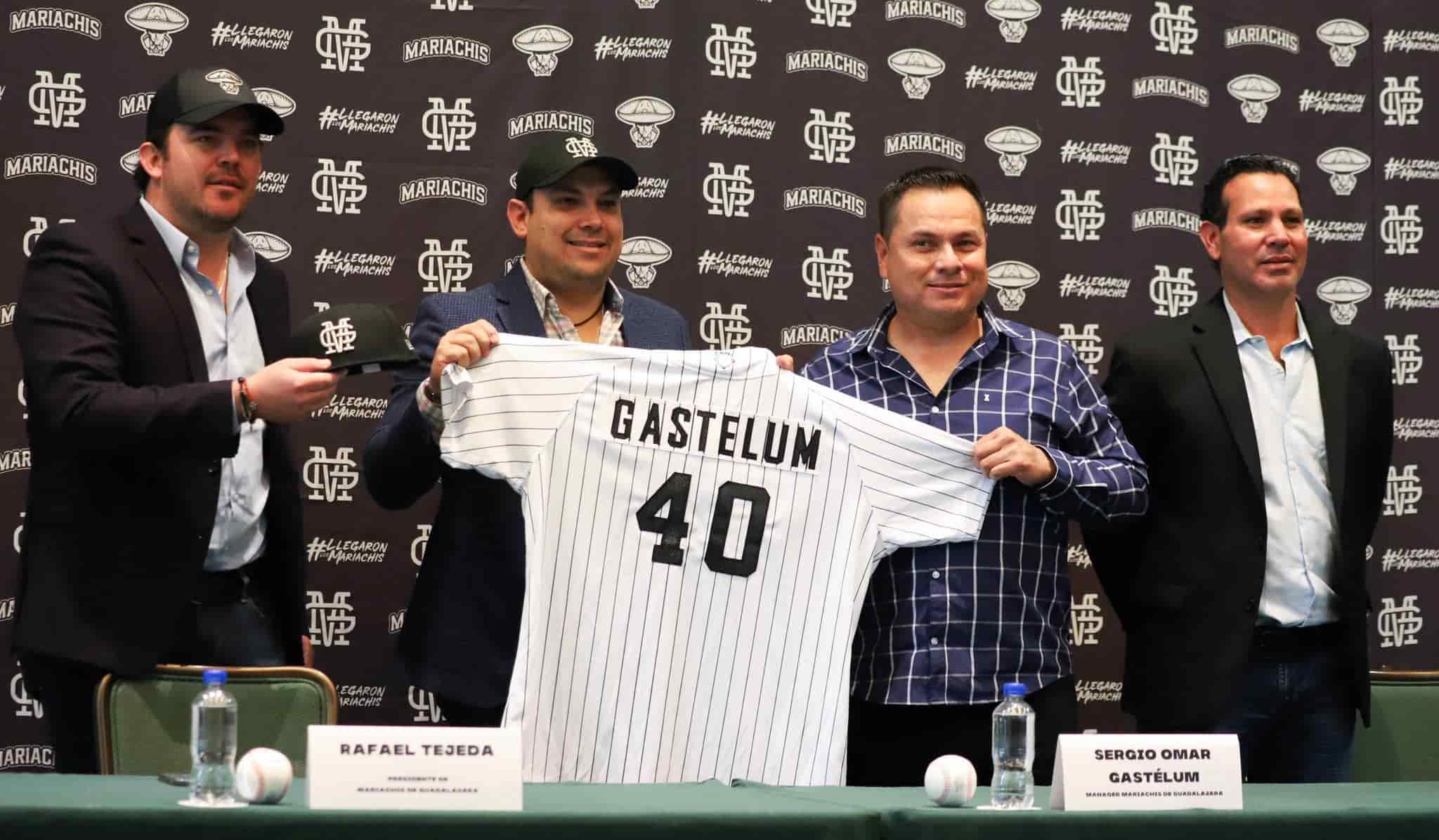 Sergio Omar Gastelum, mánager de Mariachis