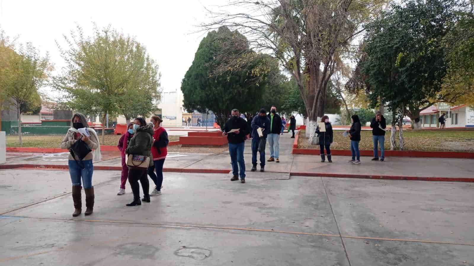 Acuden a vacunarse mayores de 40