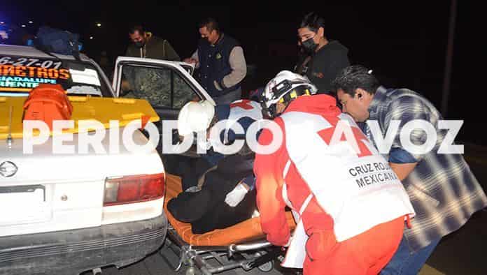 Deja su taxi como acordeón