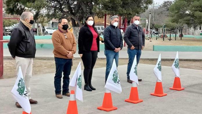 Arranca renovación de la plaza “El encino”
