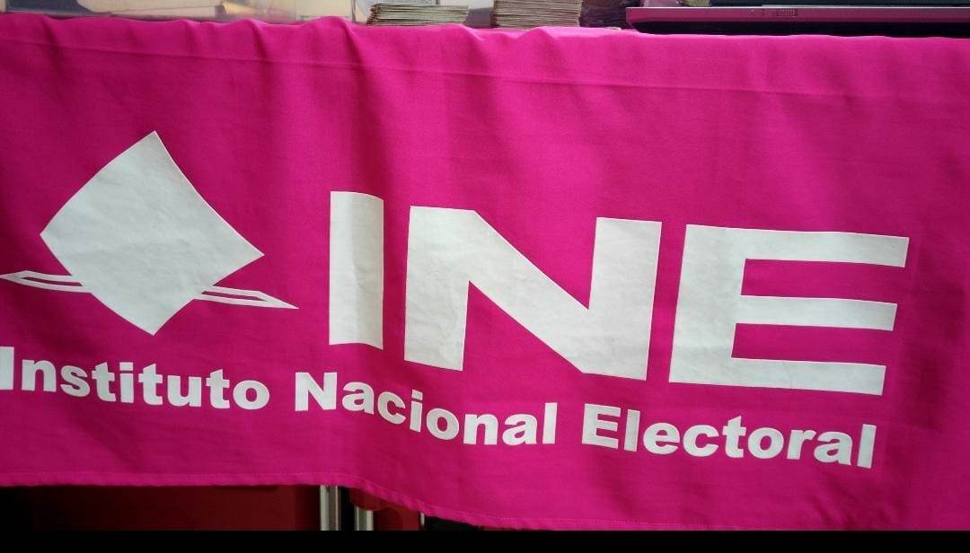 Instalan moduló del INE  en el DIF Nava