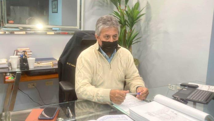 Investigan a taxista “pollero