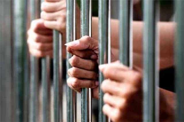 Oaxaca: Condenan a 34 años de cárcel a madre que prostituía a su hija menor