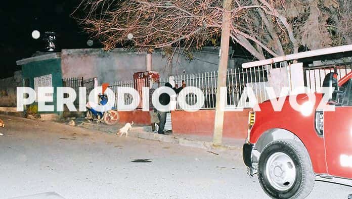 Se intoxican en incendio