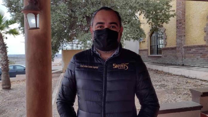 Acuden 6 de cada 100 abandonan alumnos  sus clases