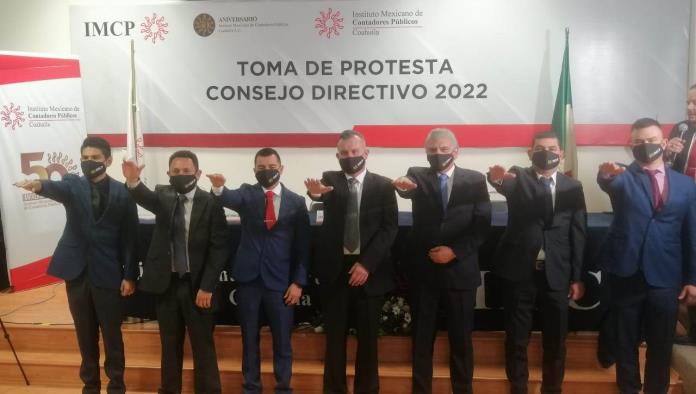 Tiene nuevo presidente Colegio de Contadores