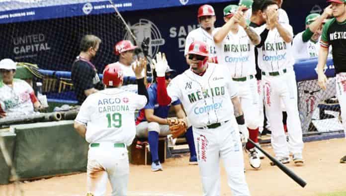México blanquea a Panamá