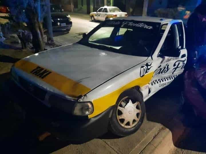 Choca  contra taxista