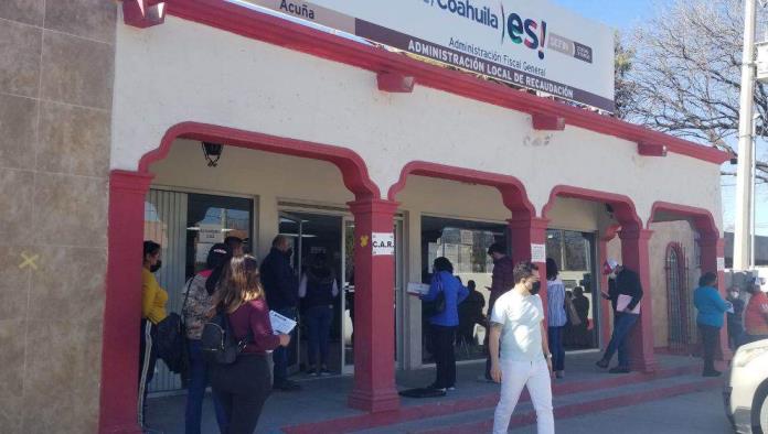 Abarrotan recaudación  por plaqueo