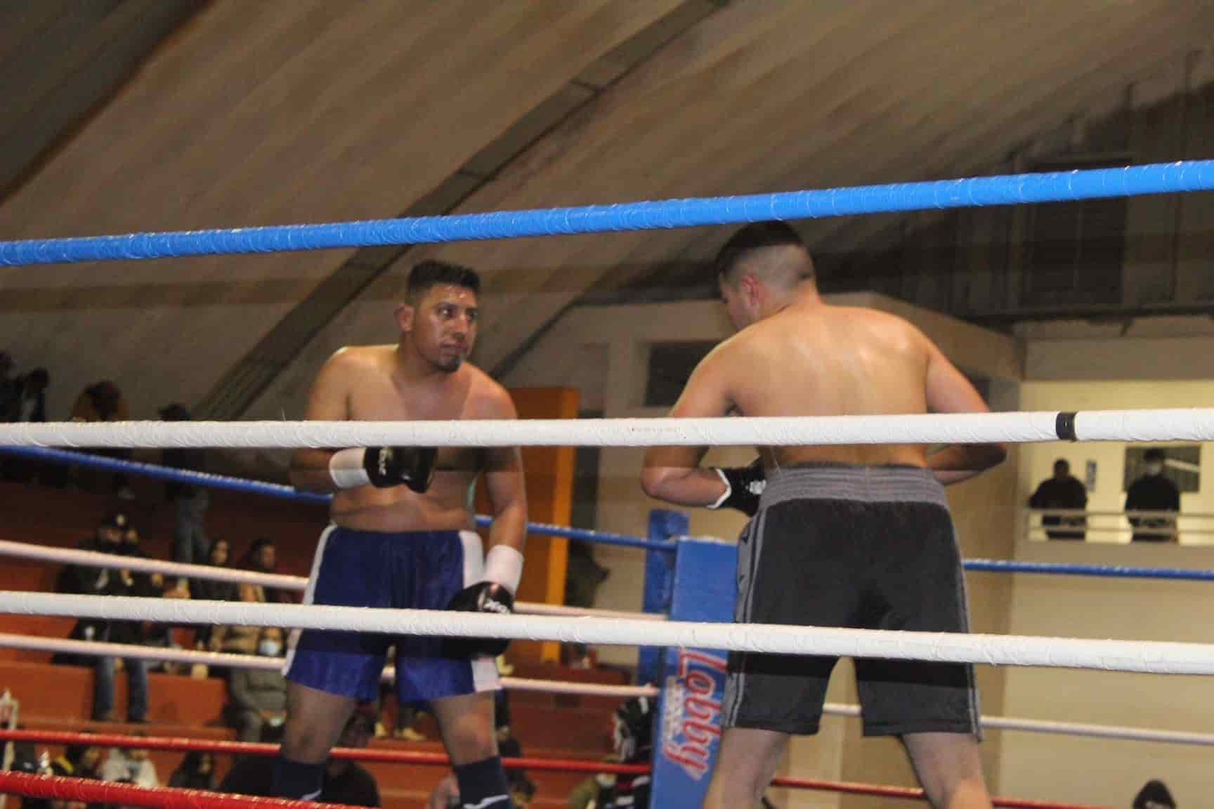 NOCHE ESTELAR  DE BOXEO