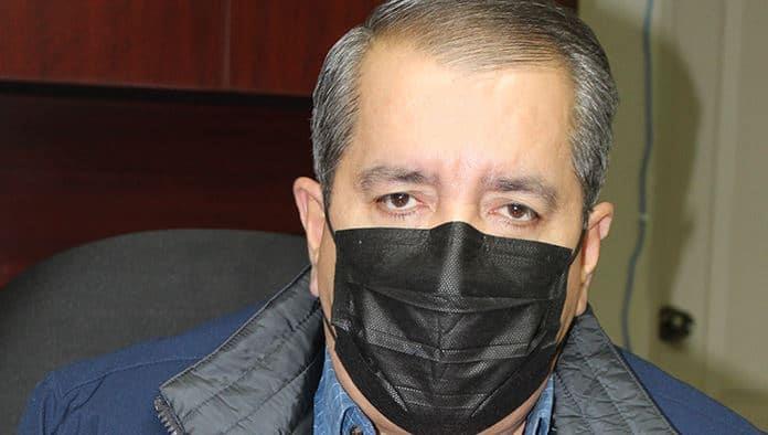 Hay capacidad para plaquear autos chuecos