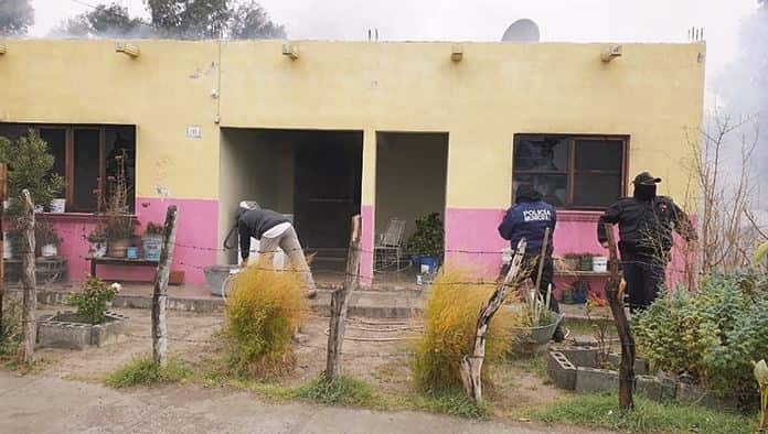 Cuatro Ciénegas: Rescatan a abuelita de incendio