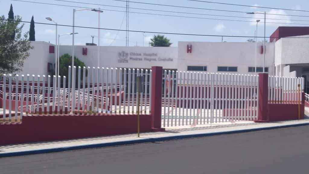 Ex policía de caminos  muere esperando atención en ISSSTE